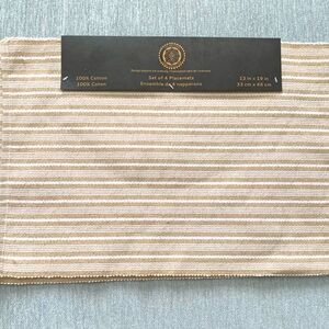 NWT White and Tan Rectangular Placemats